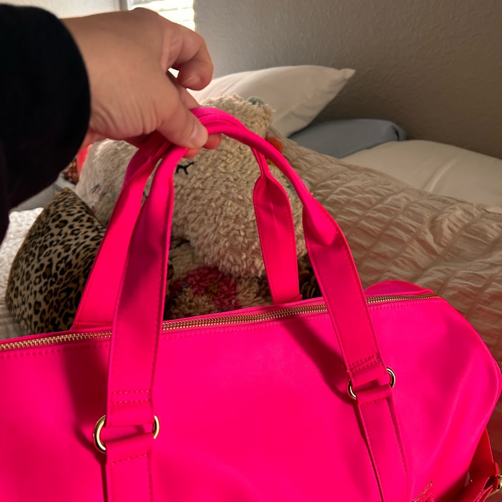 Bright pink, duffel bag - Picture 3 of 9